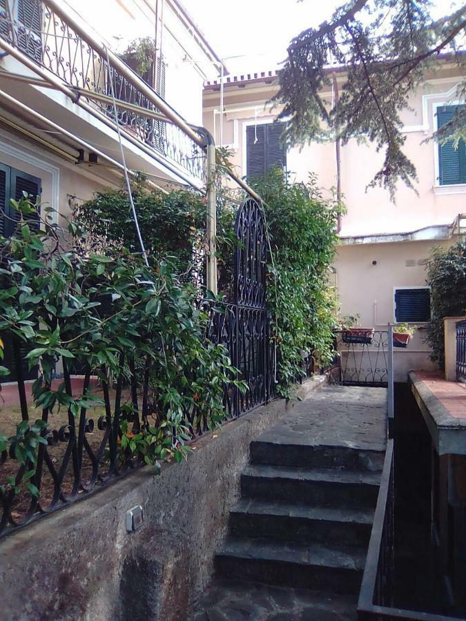 Lorenzo Apartment เลวานโต ภายนอก รูปภาพ