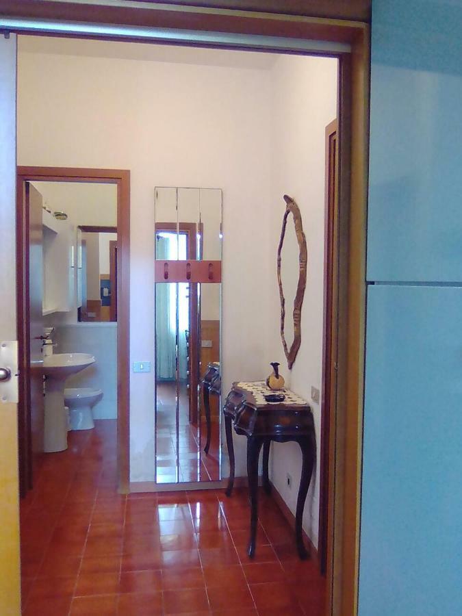 Lorenzo Apartment เลวานโต ภายนอก รูปภาพ